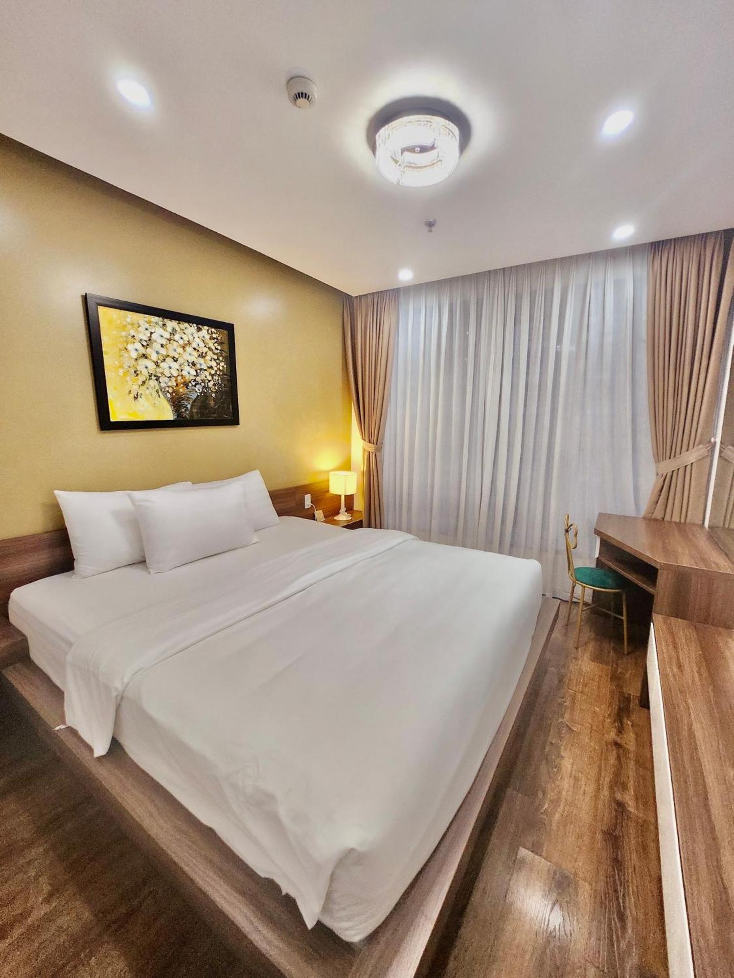 Scenic Valley Suite Хошимин Экстерьер фото