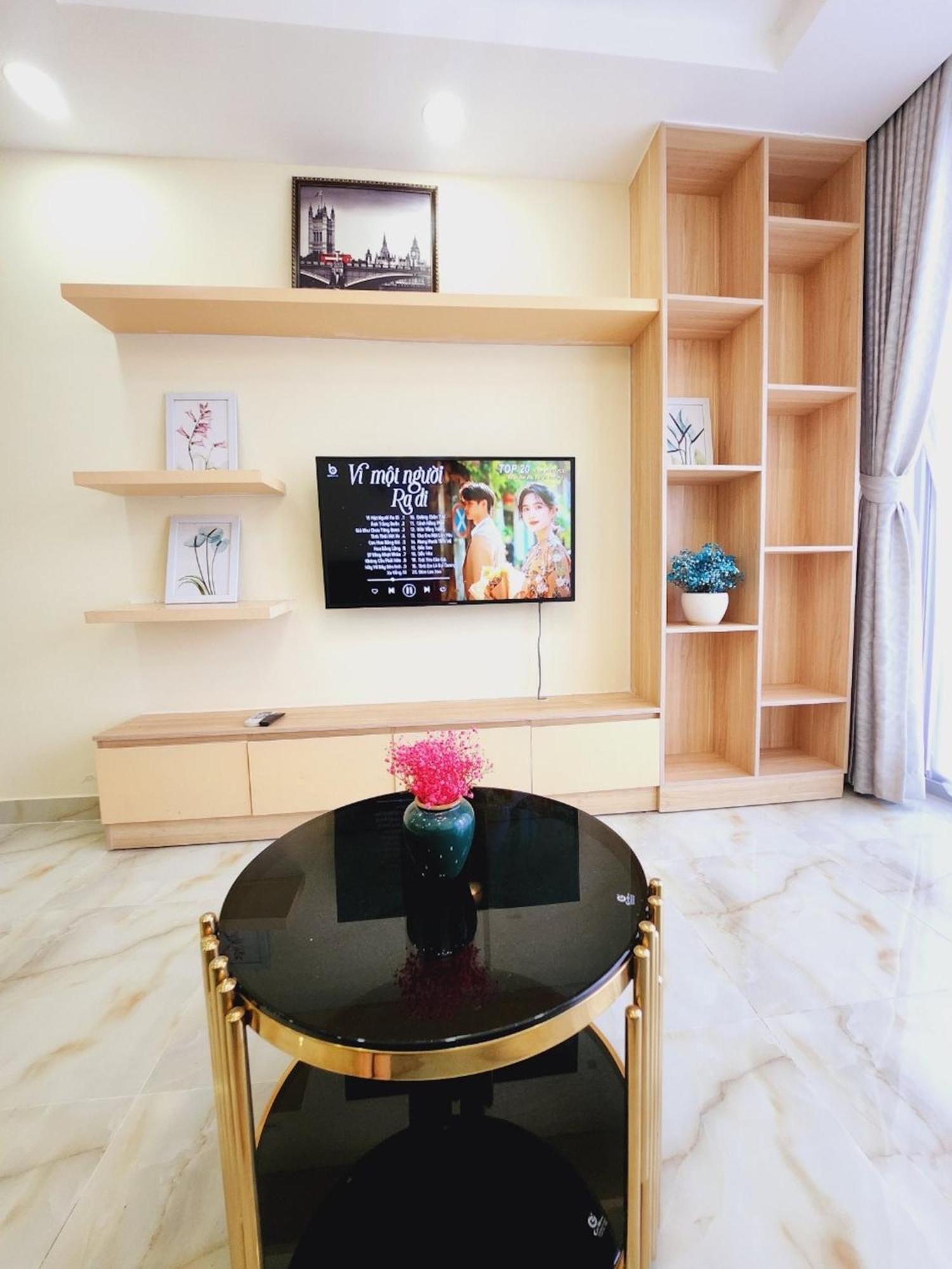 Scenic Valley Suite Хошимин Экстерьер фото